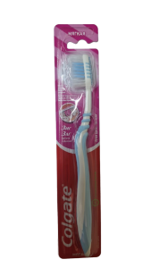 Зубная щетка Colgate Зиг-заг забота о деснах