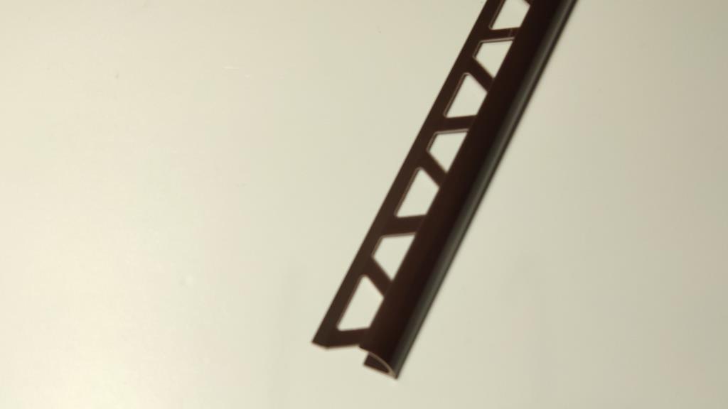 Раскладка ПВХ под керам. плитку 10мм шоколад наруж 2,5 м 2009