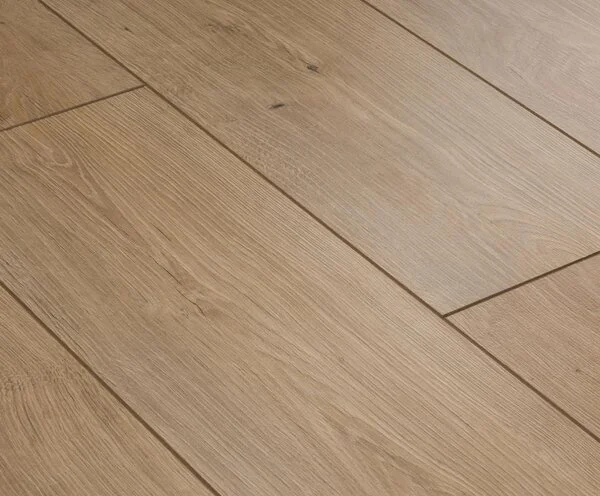 Ламинат KASTAMONU Floorpan Black Дуб Альмади FP854.2 33 класс 8мм (2,153м2=8шт) с фаской