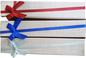 Подарочная коробка для украшений (21*4)