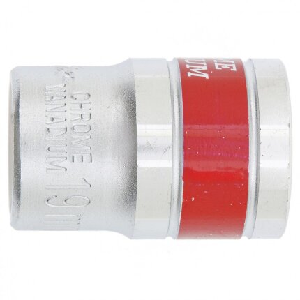 Головка торцевая 19 мм, 6-гранная, CrV, под квадрат 1/2,  хромированная /MATRIX 13119