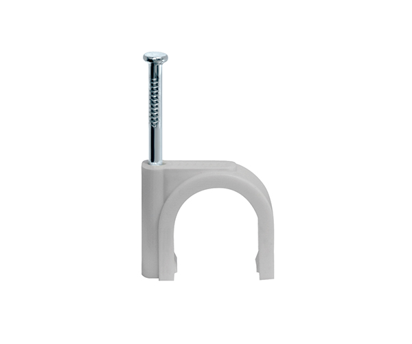 Скоба крепежная круглая  8мм пластик(100шт уп.) USK11-08-100